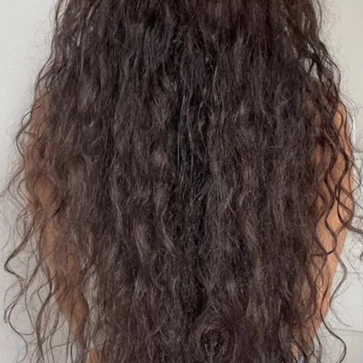 hairburst-curly-wavy-hair-conditioner-before